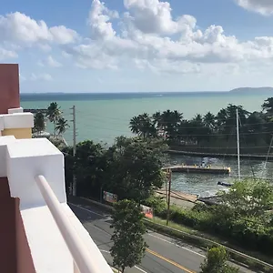 https://oasis-luxury-penthouse-with-ocean-and-marina-views.comcaribbean.com